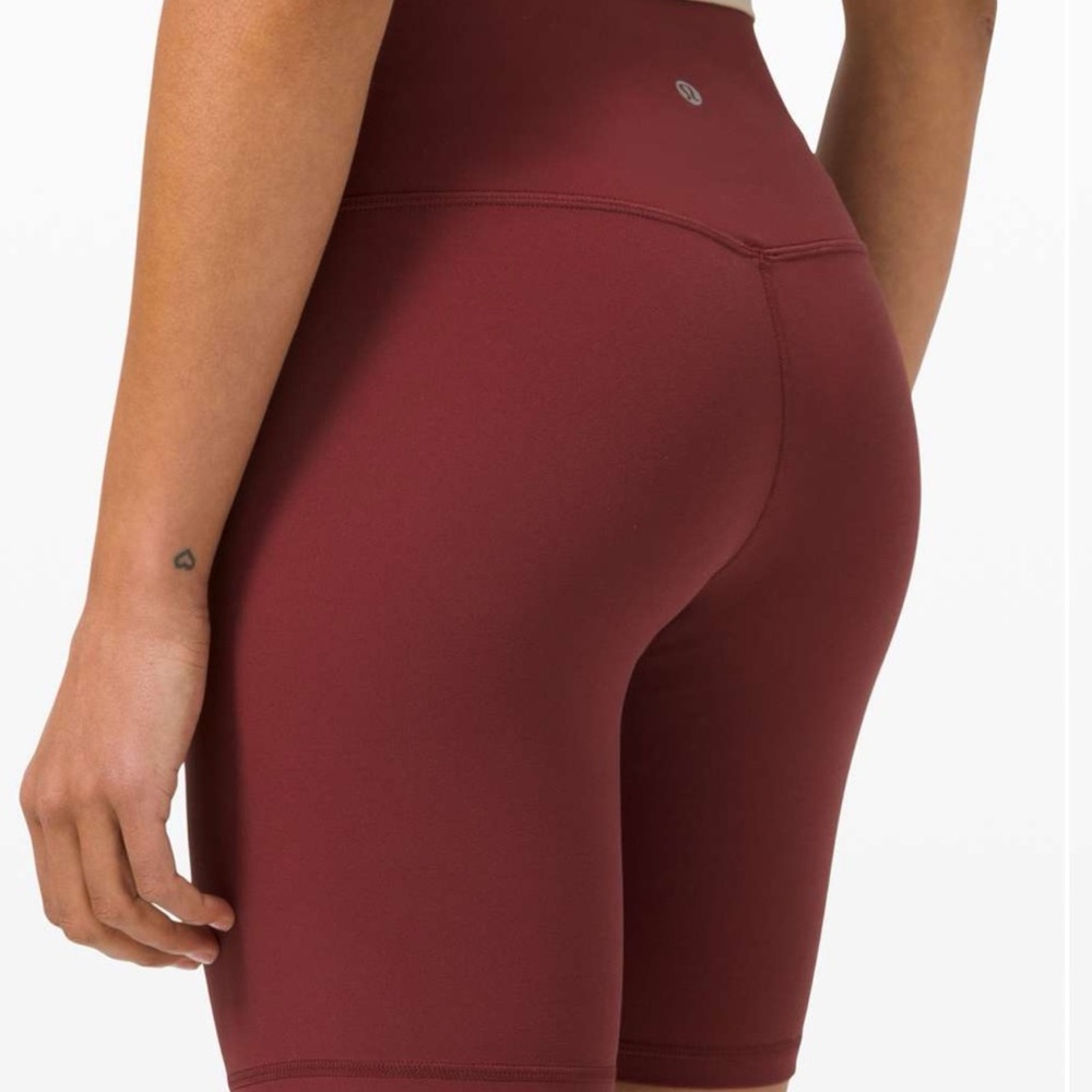 Lululemon Align Short 8"
Red Merlot/NWT/SIZE-4